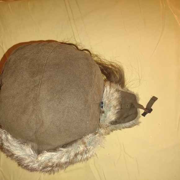 Russian/Canadain Aviator Winter Ear Flap Ski Hat - Picture 7 of 8